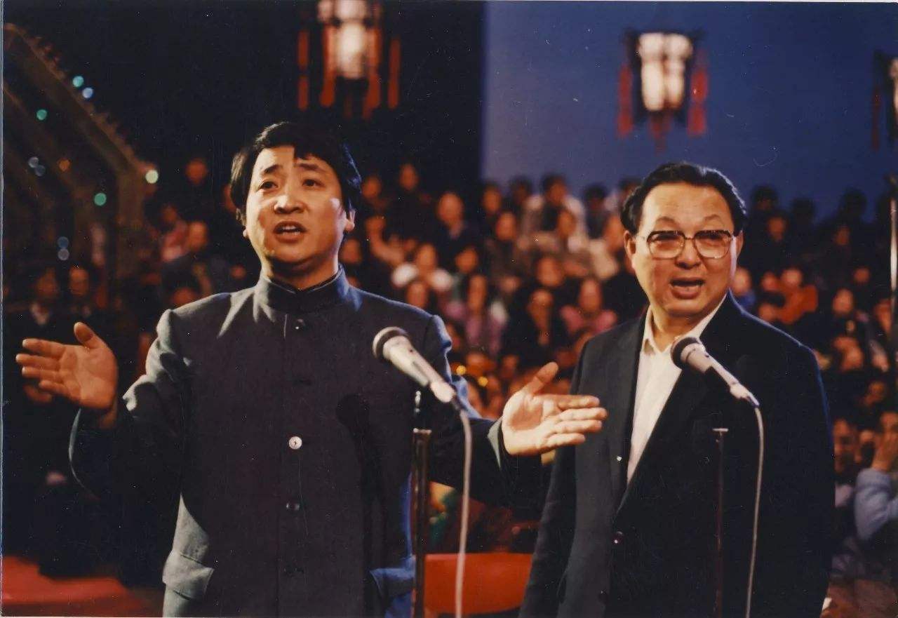 姜昆唐杰忠1987年央视春晚相声《虎口遐想》台词
